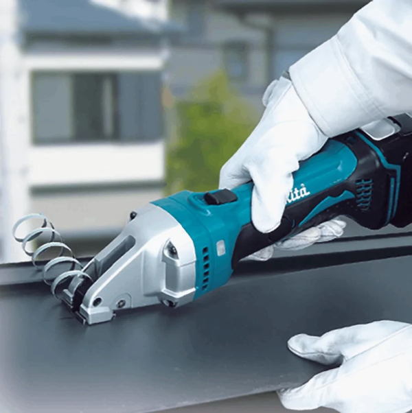 Máy Cắt Kim Loại Thẳng Dùng Pin Makita DJS161Z (18v) (không kèm pin sạc)