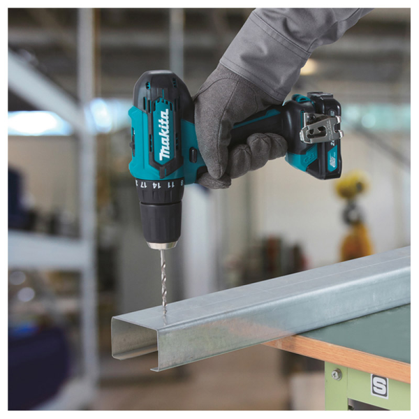 Máy Khoan Búa, Vặn Vít Dùng Pin Makita HP488D002 (18v) (kèm 02 pin + sạc)